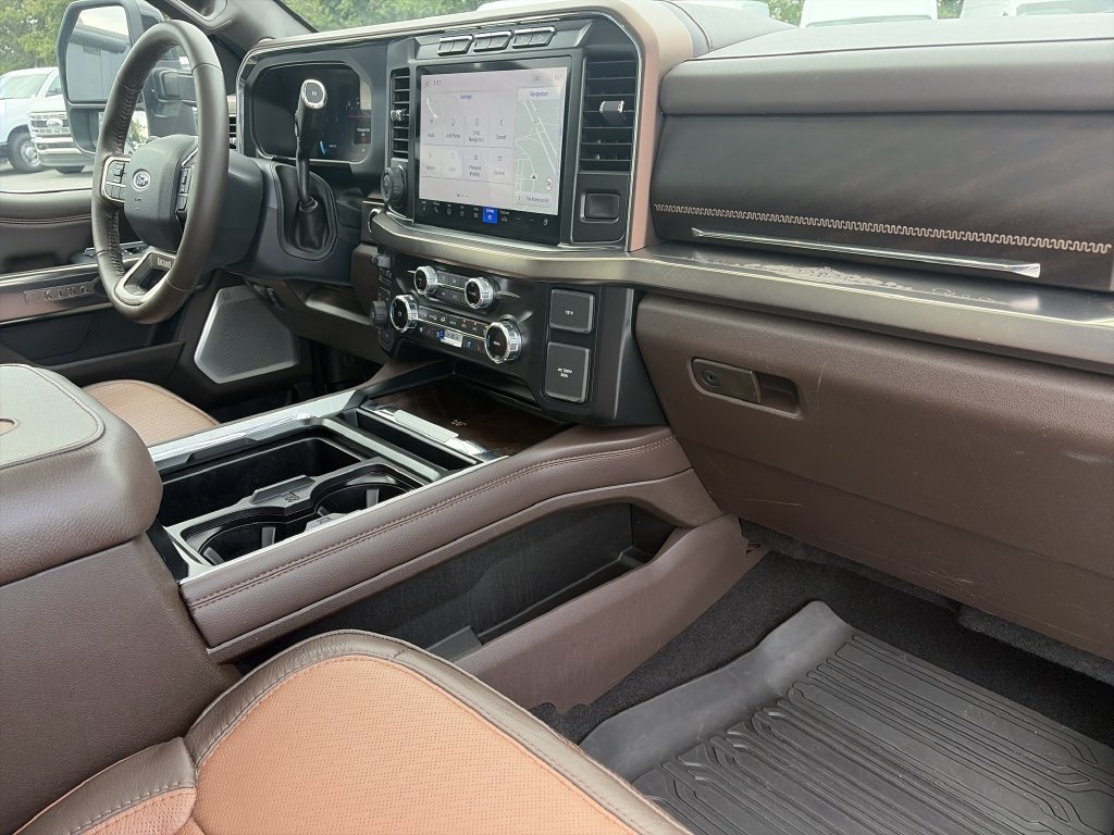 Certified 2024 Ford F250 King Ranch w/ FX4 Off-Road Package AWD/4WD image 34