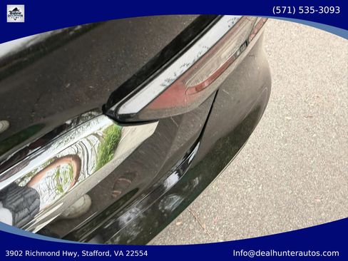 Used 2021 Nissan Maxima 3.5 SV w/ Floor Mat Group FWD image 12