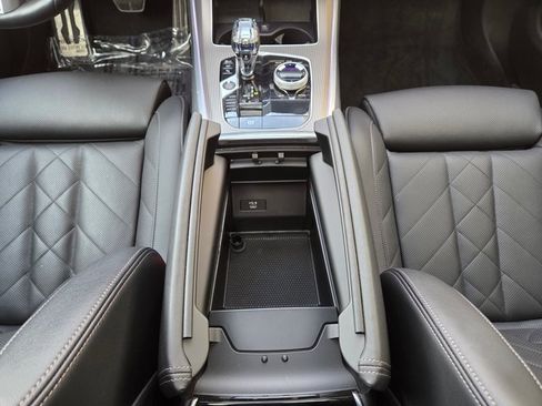 Used 2023 BMW X5 xDrive40i w/ Executive Package image 37