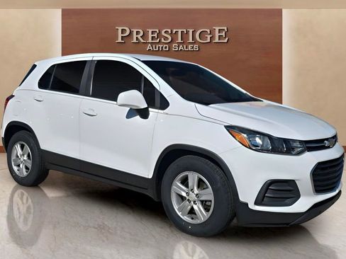 Used 2020 Chevrolet Trax LS image 14