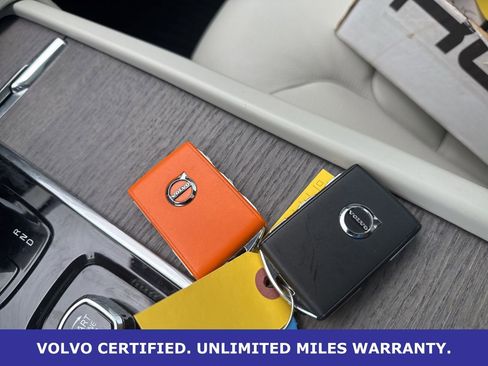 Certified 2023 Volvo XC90 B6 Plus w/ Protection Package Premier AWD/4WD image 29