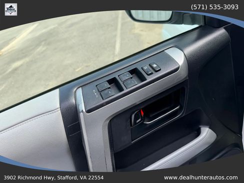 Used 2012 Toyota 4Runner SR5 AWD/4WD image 23