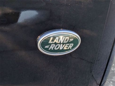 Used 2023 Land Rover Range Rover SE image 8
