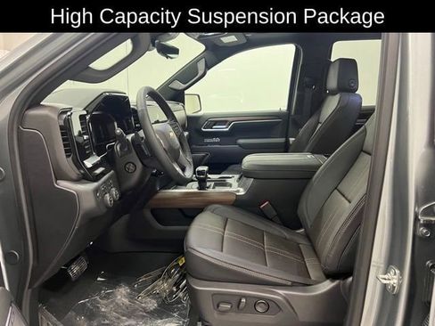 New 2026 Chevrolet Silverado 1500 High Country w/ High Country Premium Package AWD/4WD image 7