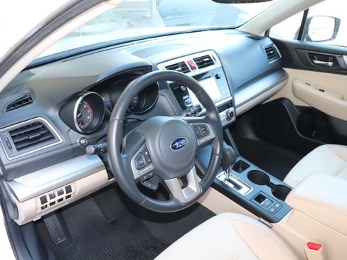 Used 2015 Subaru Outback 2.5i Premium w/ Popular Package #2 AWD/4WD image 12