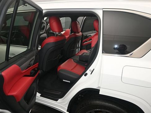Used 2024 Lexus LX 600 F Sport AWD/4WD image 12