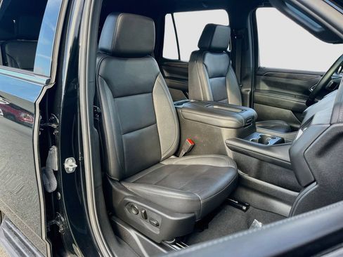 Used 2024 Chevrolet Tahoe LT RWD image 29
