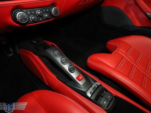 Used 2018 Ferrari 488 Spider RWD image 26