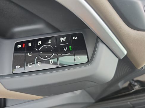 Certified 2025 Audi Q5 Premium w/ Premium Plus AWD/4WD image 22
