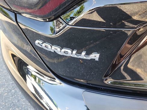 Used 2024 Toyota Corolla SE AWD/4WD image 29
