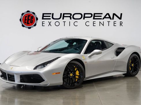 Used 2018 Ferrari 488 GTB image 27