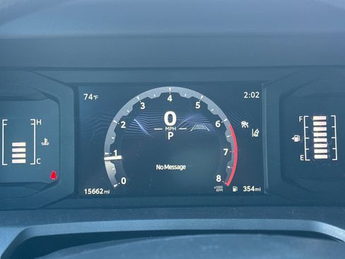 Used 2025 Toyota Tacoma SR5 image 31