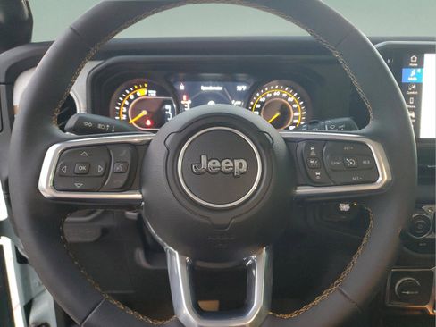 Certified 2024 Jeep Wrangler Sahara image 18