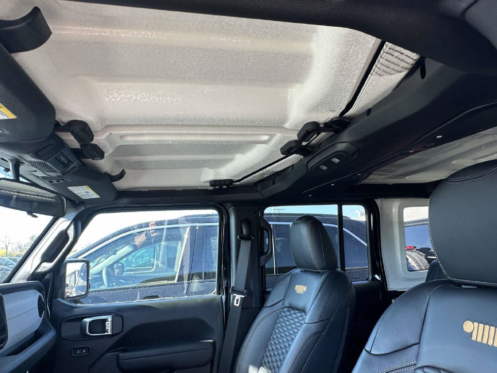 Used 2026 Jeep Wrangler Unlimited Sport AWD/4WD image 16