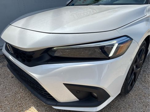 Used 2023 Honda Civic Sport Touring image 9