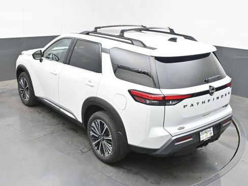 New 2026 Nissan Pathfinder Platinum AWD/4WD image 37