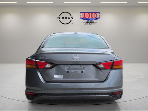Certified 2025 Nissan Altima 2.5 S FWD image 3