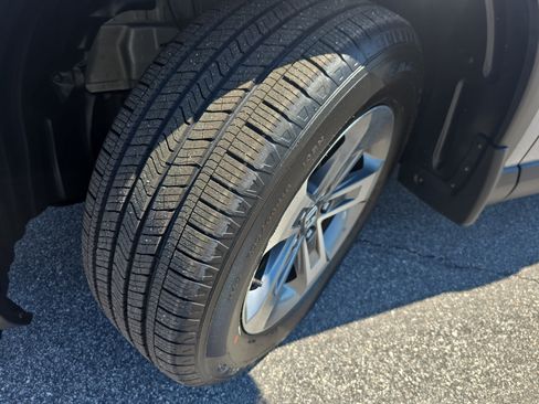 Used 2023 Honda Pilot EX-L image 29