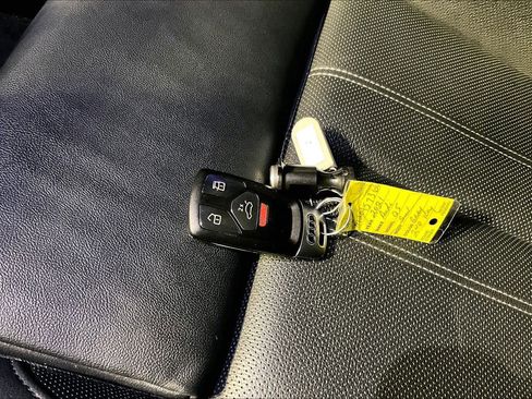 Used 2021 Audi Q5 e Prestige w/ Prestige Package image 14