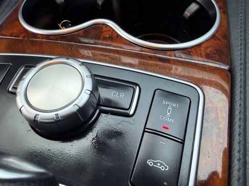 Used 2014 Mercedes-Benz CLS 550 4MATIC image 27