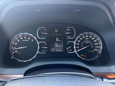 Used 2018 Toyota Tundra Limited w/ Limited Premium Package AWD/4WD image 21