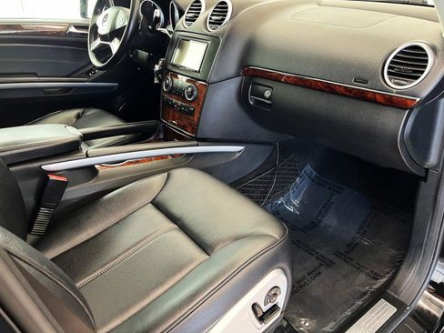 Used 2012 Mercedes-Benz GL 450 4MATIC image 16