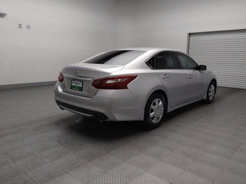 Used 2018 Nissan Altima 2.5 S w/ S Convenience Package image 9