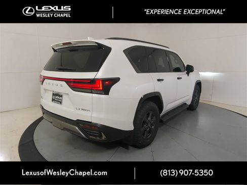New 2025 Lexus LX 700h Overtrail image 3