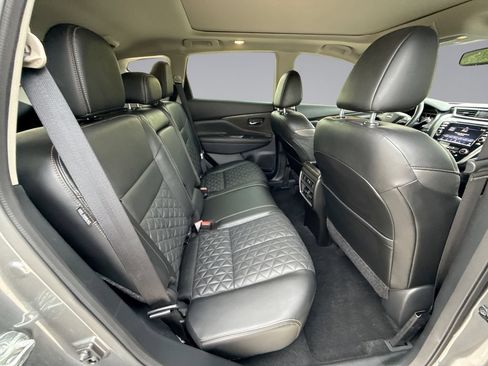 Used 2023 Nissan Murano Platinum w/ Cargo Package FWD image 17