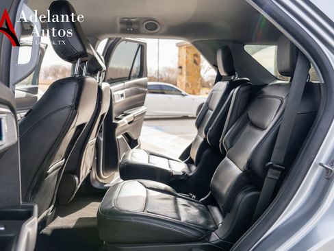 Used 2021 Ford Explorer Limited w/ Equipment Group 301A image 6