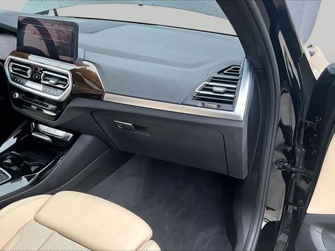 Used 2024 BMW X3 sDrive30i w/ Premium Package w/ZPA RWD image 17