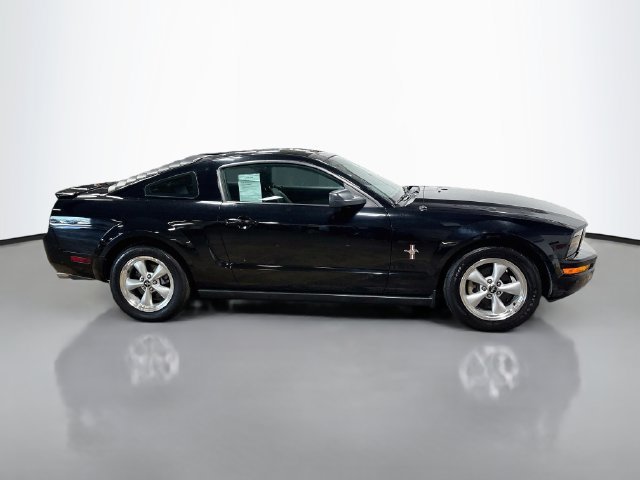 Used 2007 Ford Mustang Coupe RWD image 6