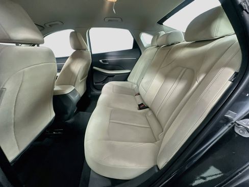 Used 2025 Hyundai Sonata SEL FWD image 28