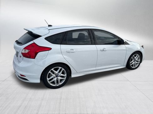 Used 2014 Ford Focus ST w/ Equipment Group 202A image 5