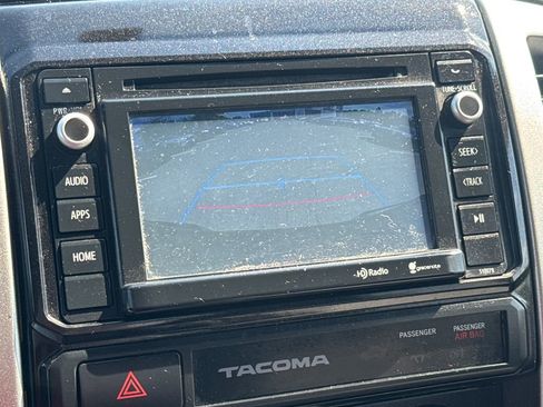 Used 2015 Toyota Tacoma 4x4 Double Cab w/ SR5 Package image 22