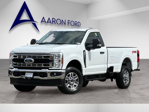 Used 2025 Ford F350 XLT w/ 360-Degree Camera Package AWD/4WD image 2
