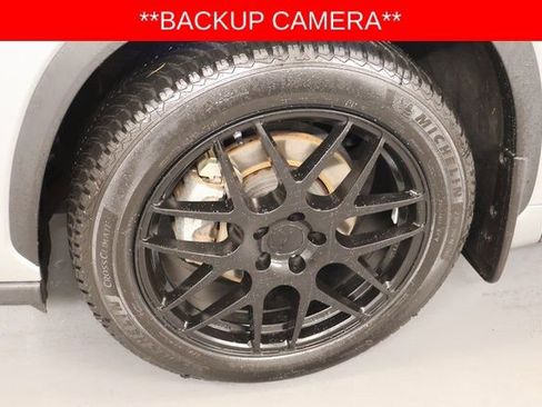 Used 2023 Toyota Highlander Platinum image 8