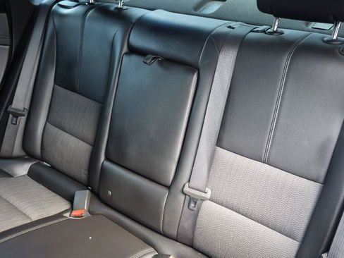 Used 2018 Chevrolet Impala LT FWD image 16