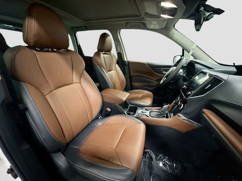 Certified 2023 Subaru Forester Touring AWD/4WD image 28