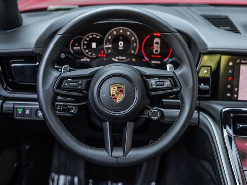 Certified 2025 Porsche Panamera 4 AWD/4WD image 15