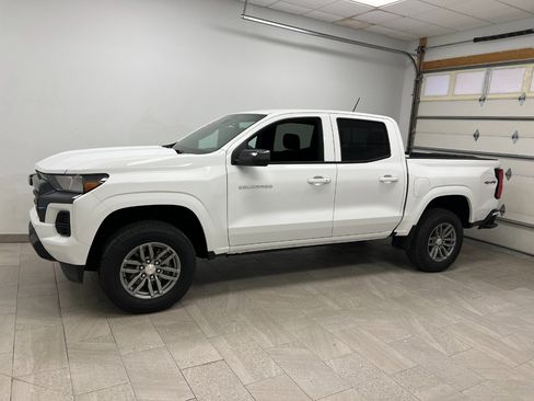 New 2025 Chevrolet Colorado LT w/ Advanced Trailering Package image 7