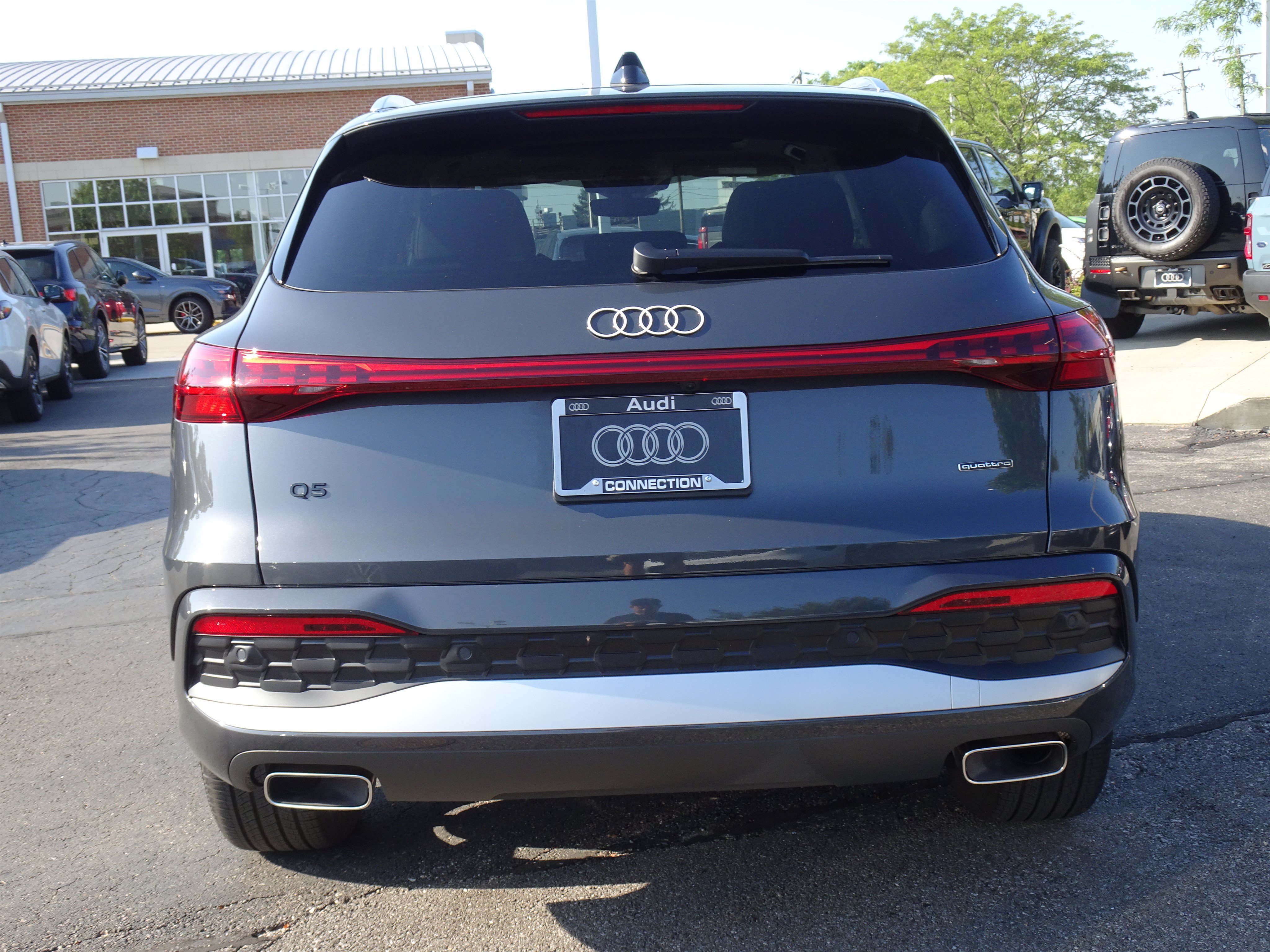 Certified 2025 Audi Q5 Premium Plus w/ Premium Plus AWD/4WD image 4