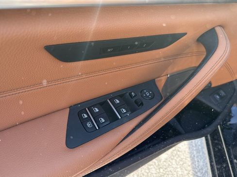 Used 2023 BMW 530i xDrive w/ Executive Package image 8