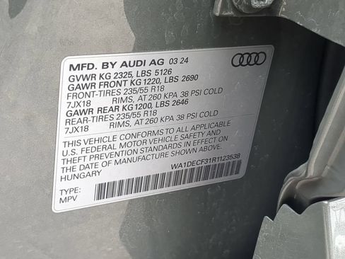 Used 2024 Audi Q3 2.0T Premium AWD/4WD image 36