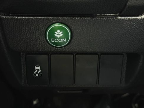 Used 2018 Honda Fit Sport image 28