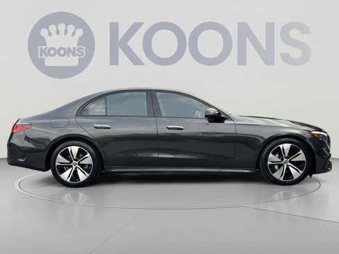Used 2025 Mercedes-Benz E 350 4MATIC Sedan image 12