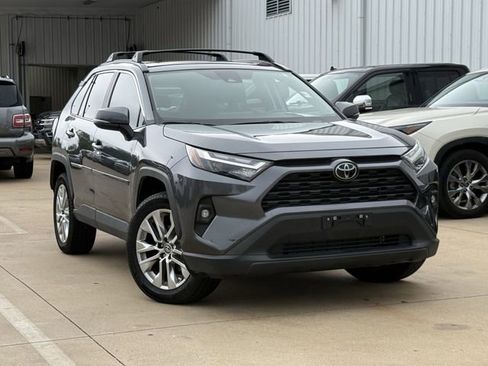 Used 2025 Toyota RAV4 XLE Premium FWD image 2