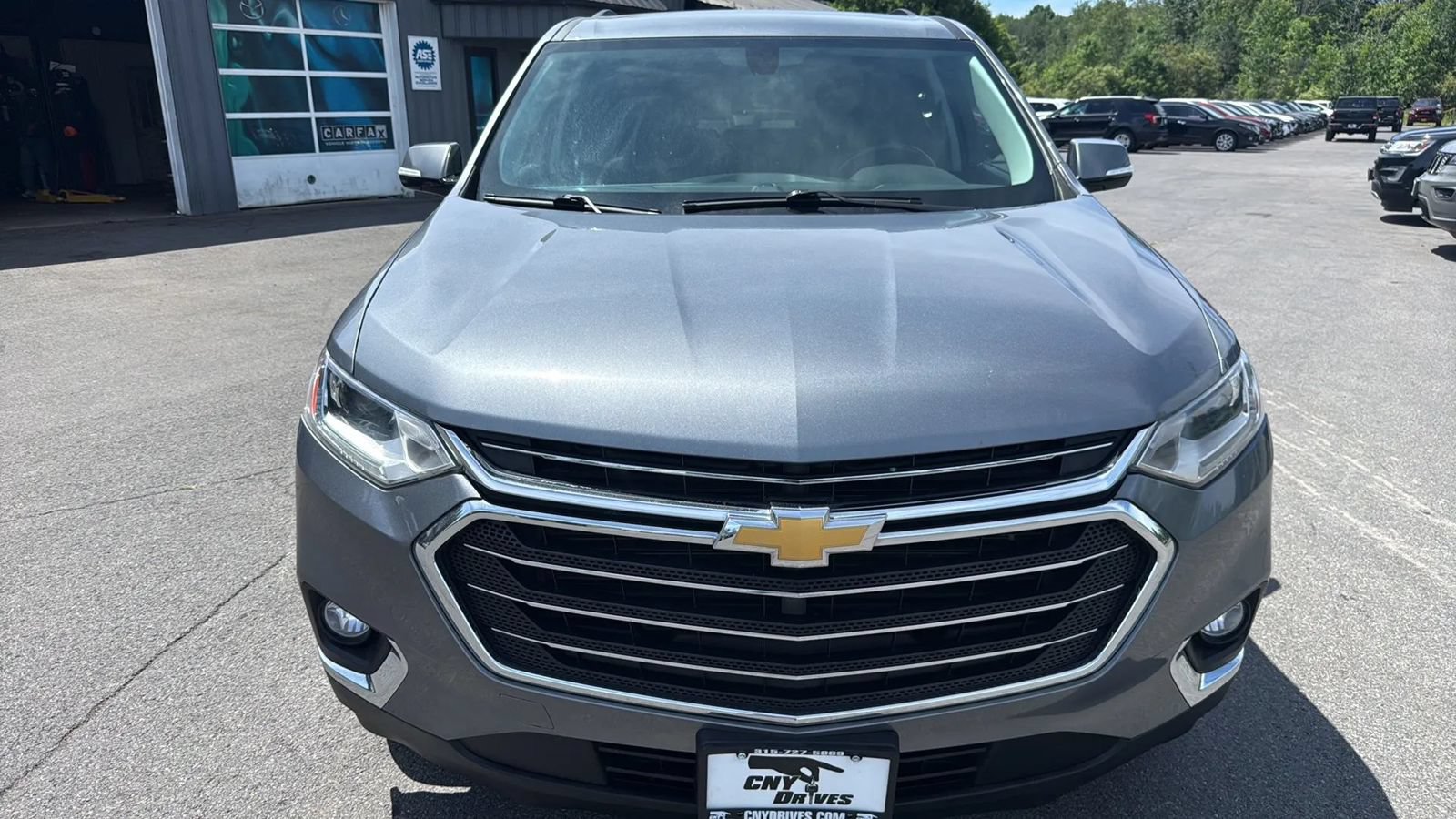 Used 2019 Chevrolet Traverse LT AWD/4WD image 2
