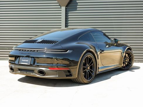 Certified 2024 Porsche 911 Carrera GTS image 7