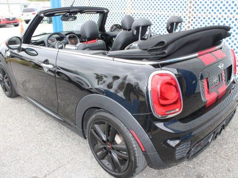Used 2017 MINI Cooper S FWD image 7